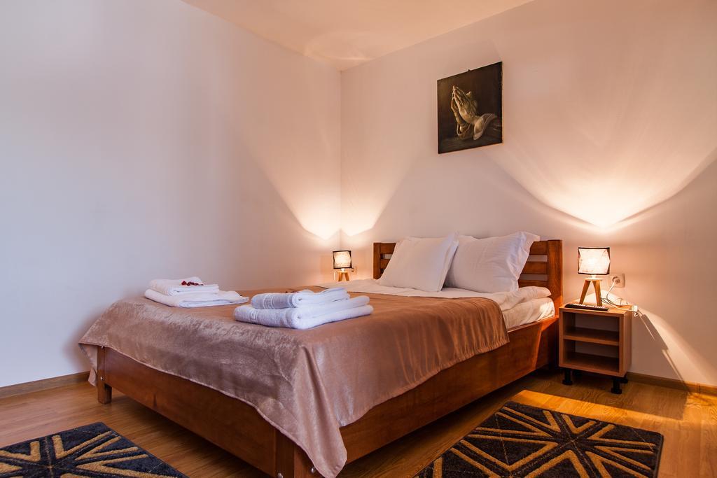 Hotel Casa Arbo Călimăneşti Esterno foto